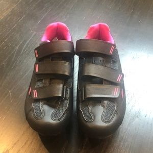 Women’s spin shoes